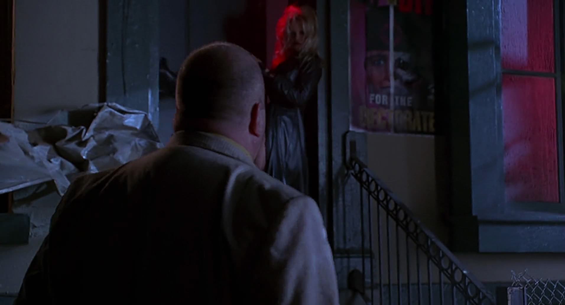 Barb Wire (1996) screencap 2202