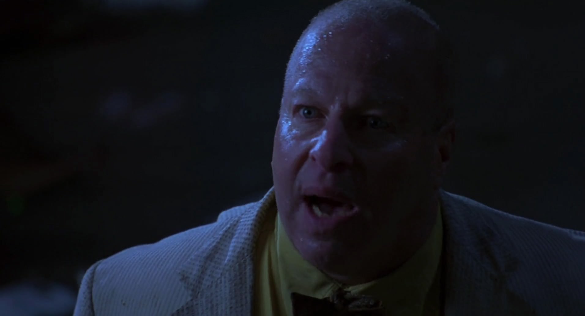 Barb Wire (1996) screencap 2223