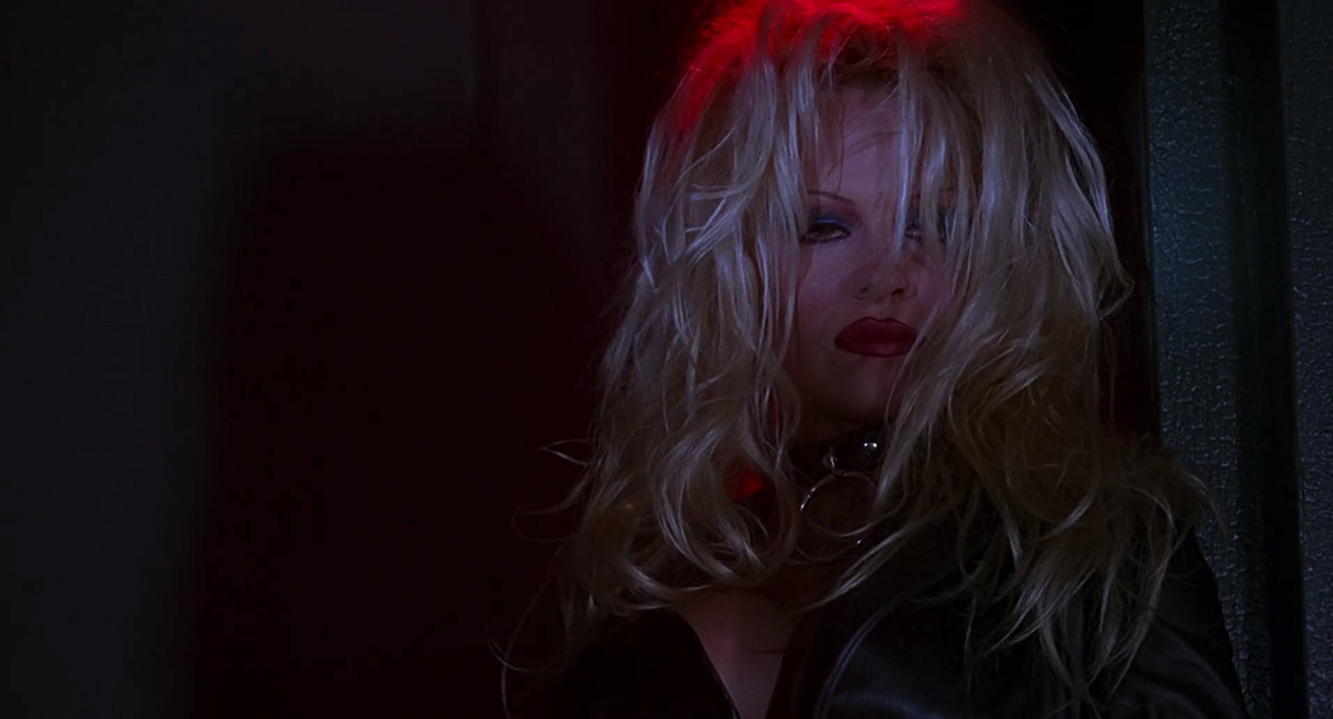 Barb Wire (1996) HD screenshot 2225