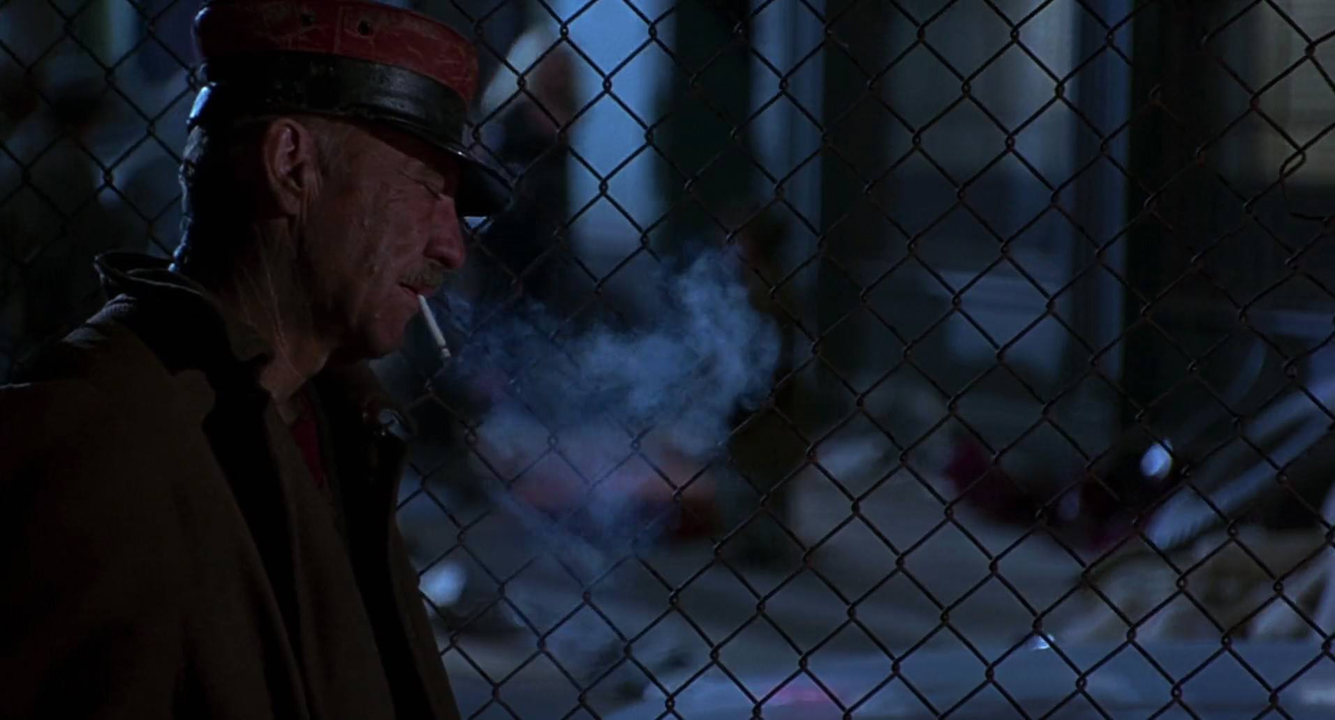 Barb Wire (1996) screencap 2304