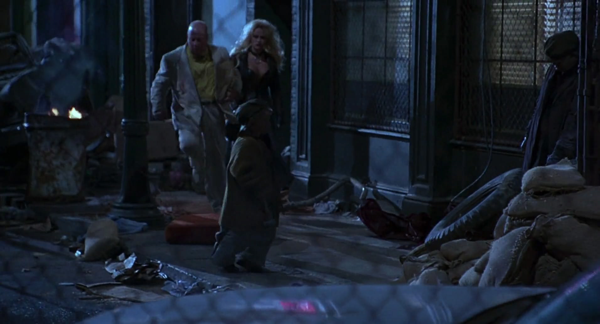 Barb Wire (1996) HD screenshot 2309