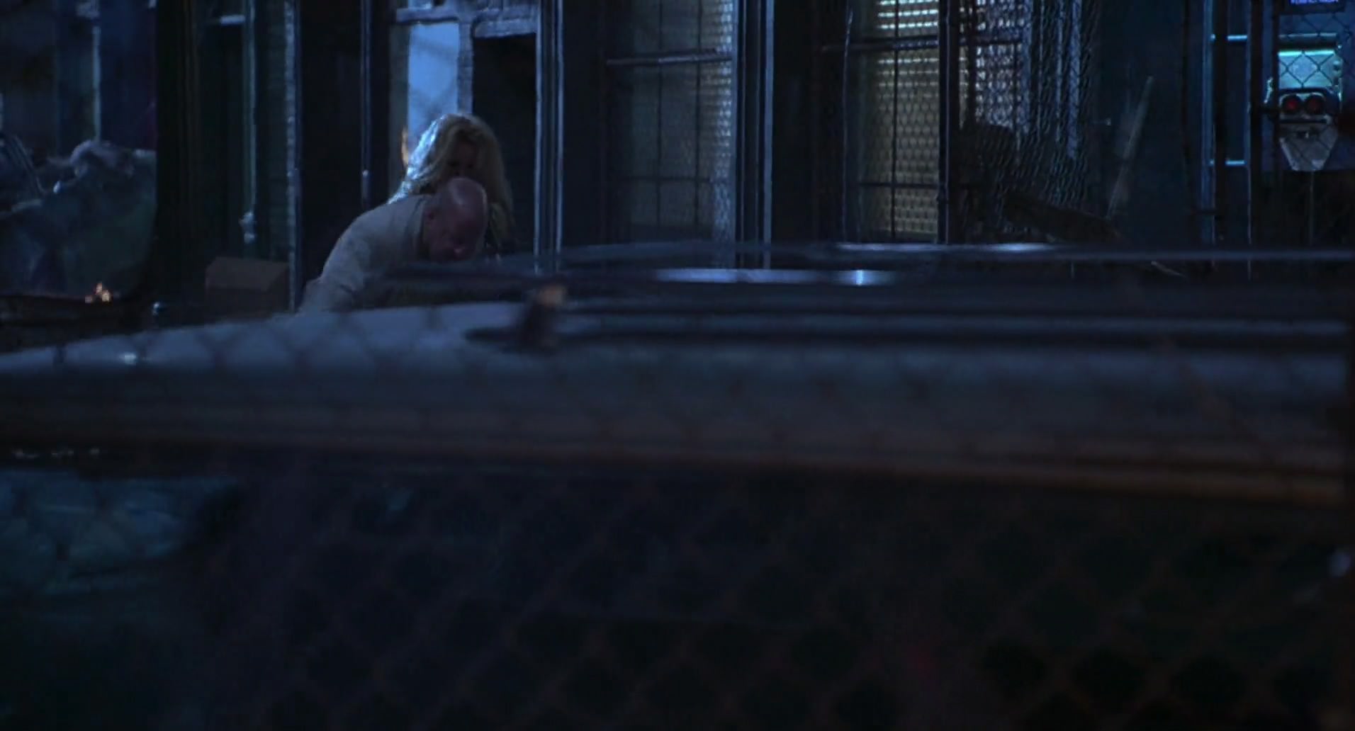 Barb Wire (1996) HD screenshot 2315