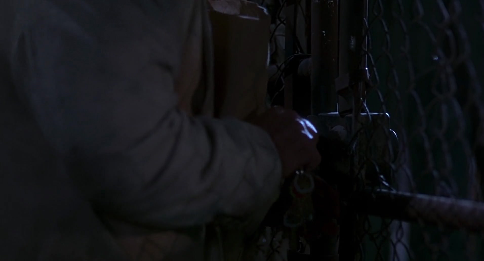 Barb Wire (1996) screencap 2325