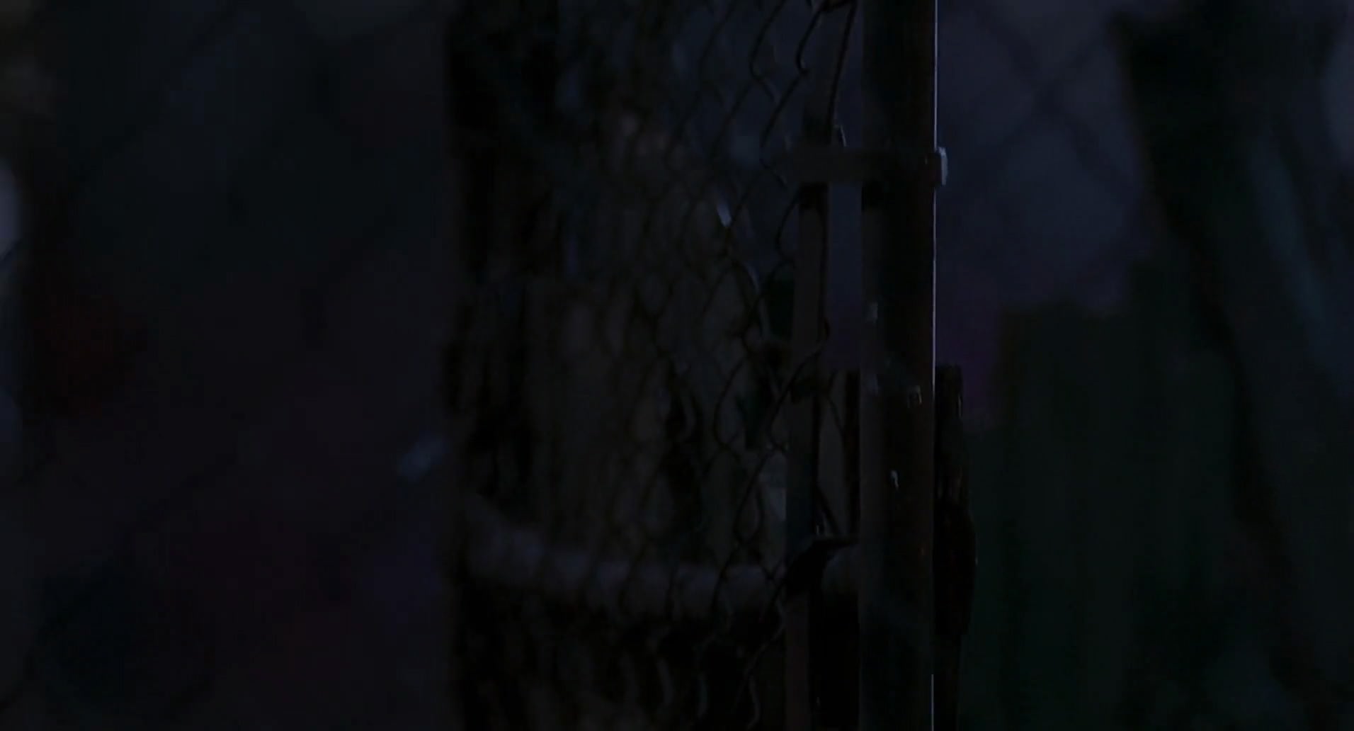 Barb Wire (1996) screencap 2334