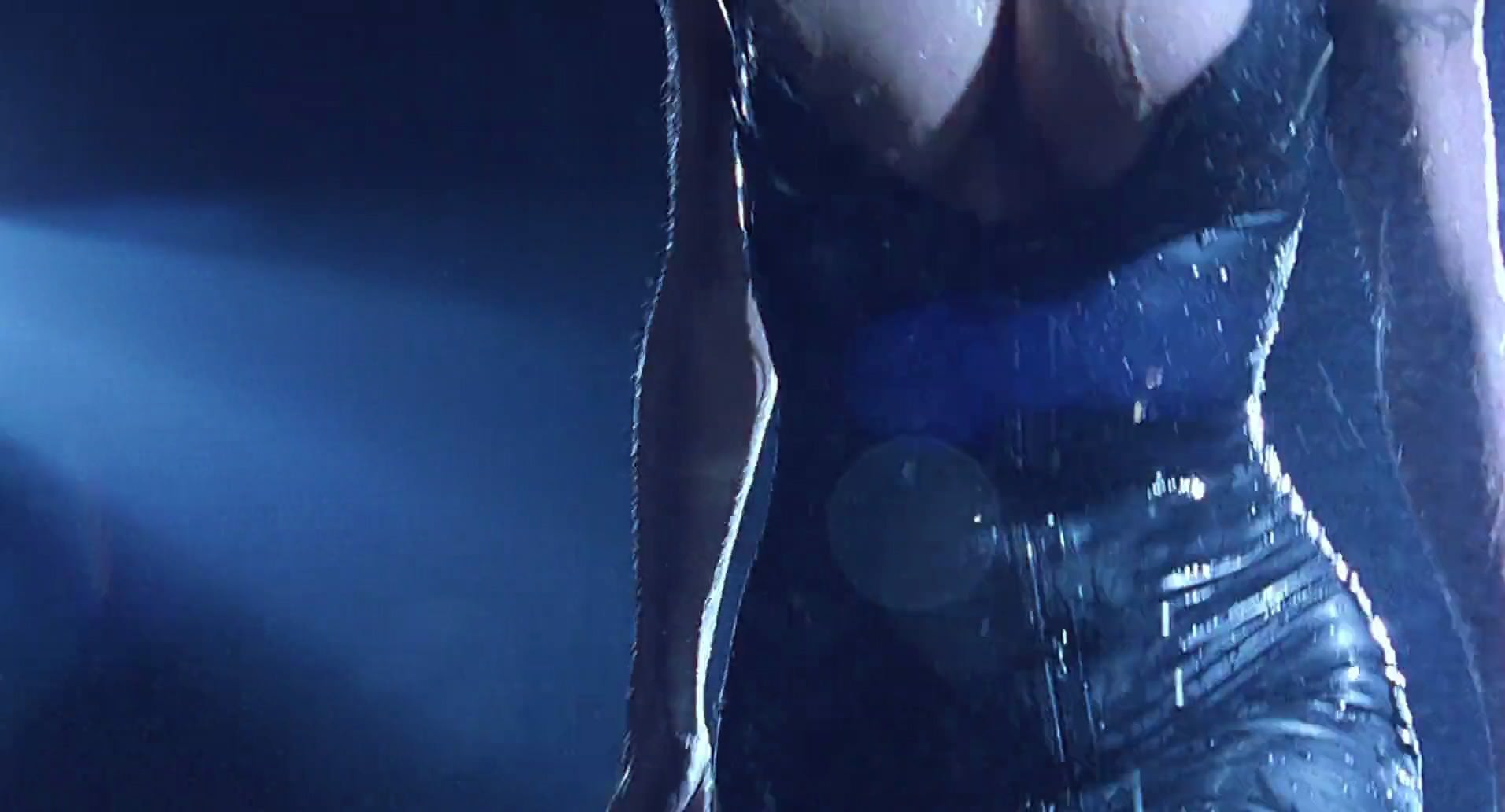 Barb Wire (1996) screencap 261
