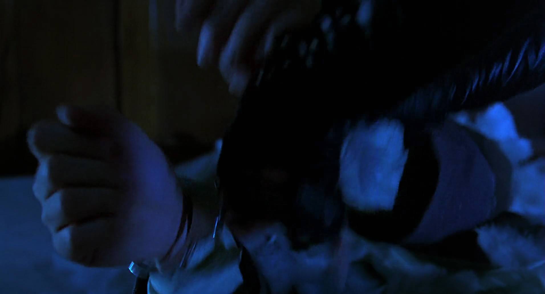 Barb Wire (1996) movie still 2716