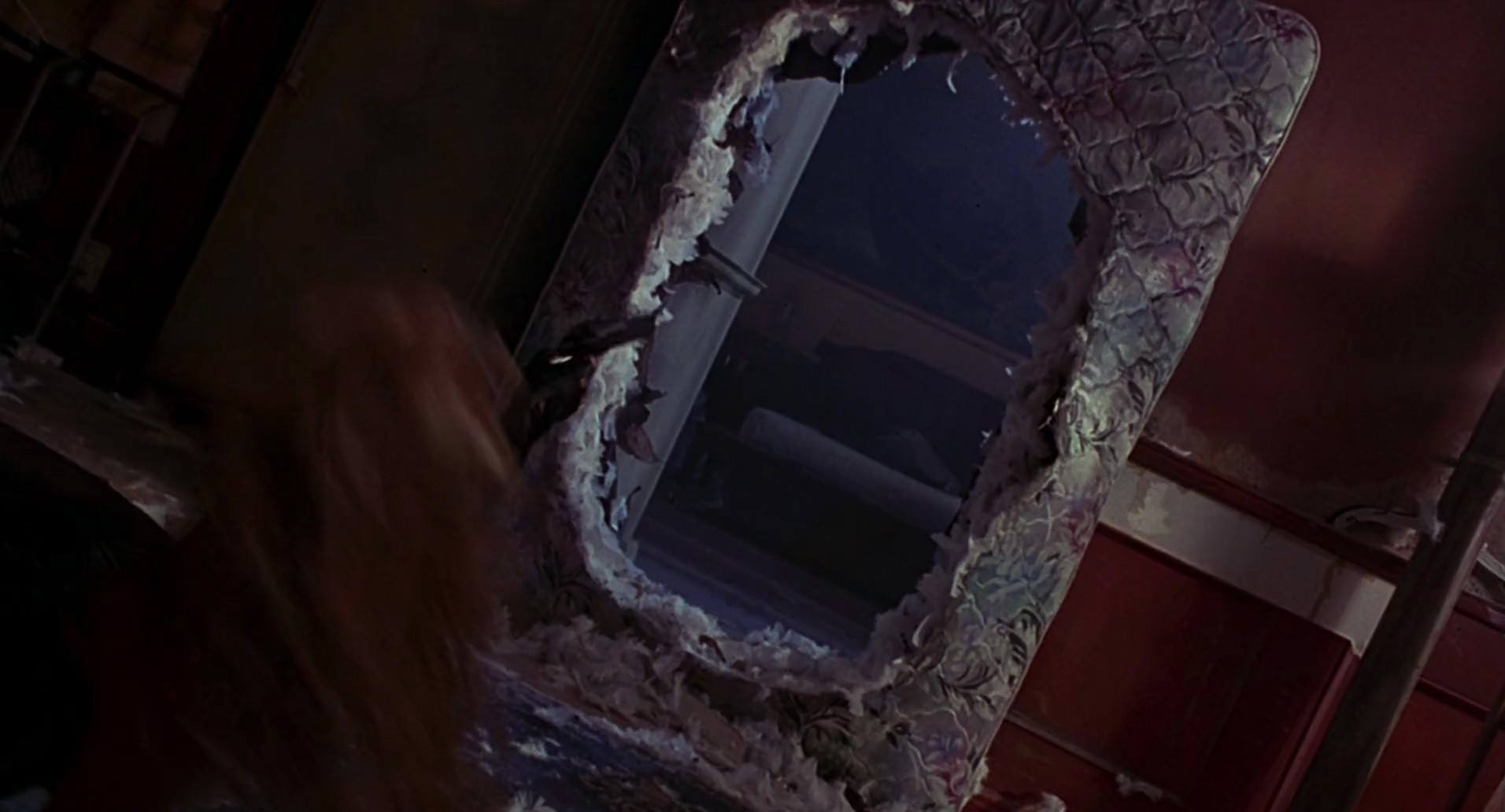 Barb Wire (1996) movie still 2749
