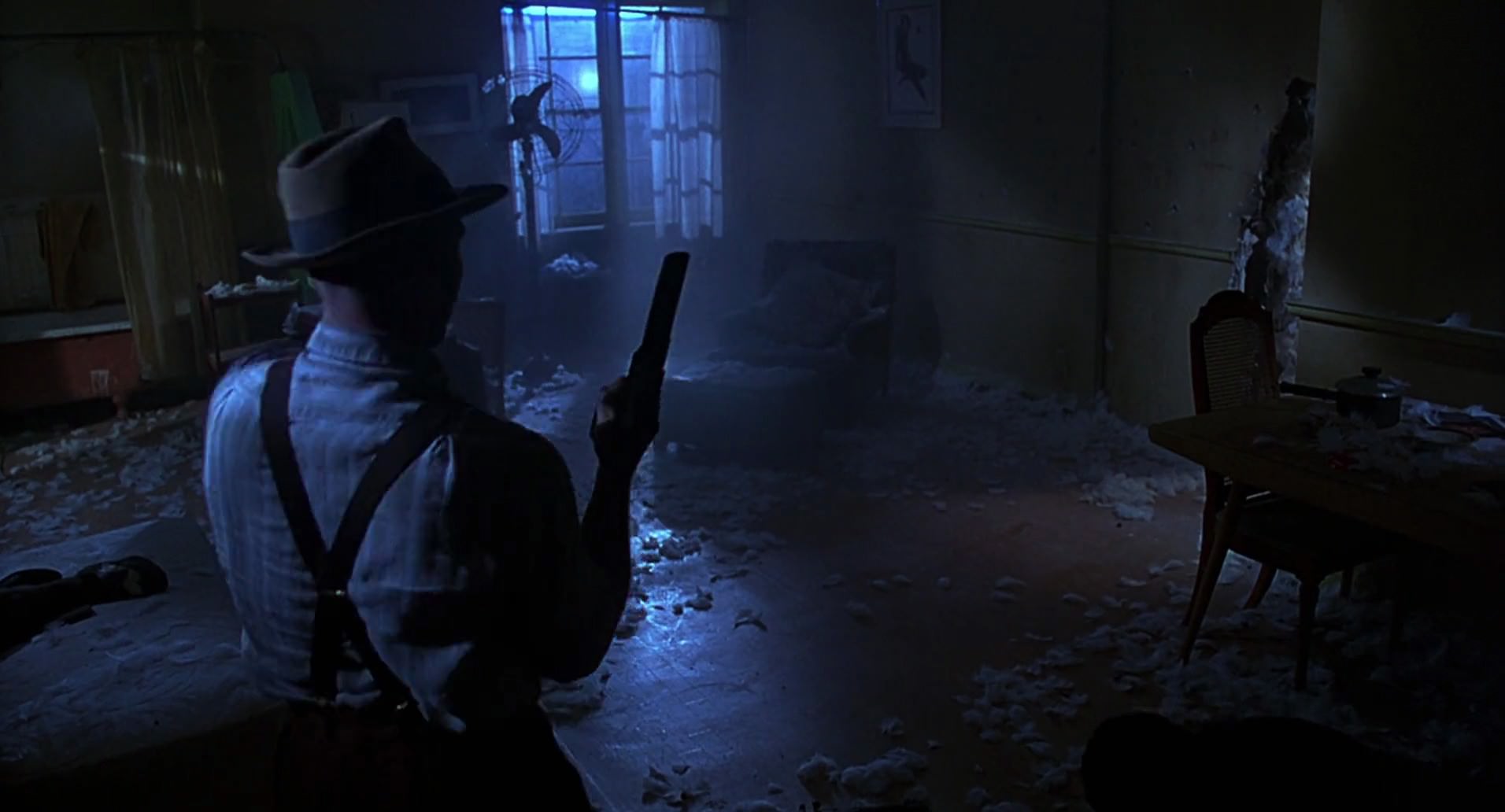 Barb Wire (1996) screencap 2760
