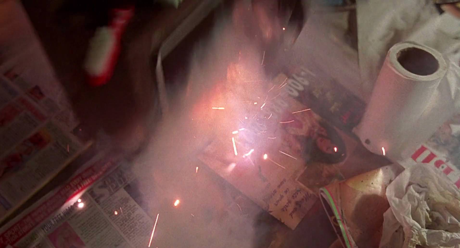 Barb Wire (1996) screencap 2823