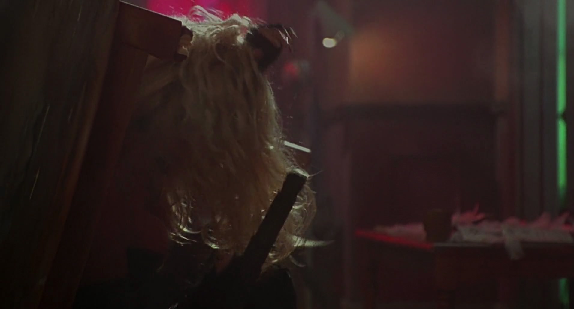 Barb Wire (1996) HD screenshot 2849