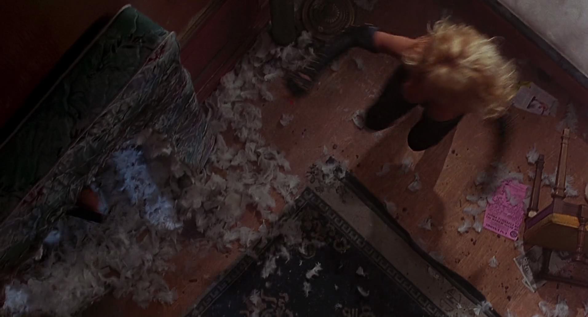 Barb Wire (1996) screencap 2874