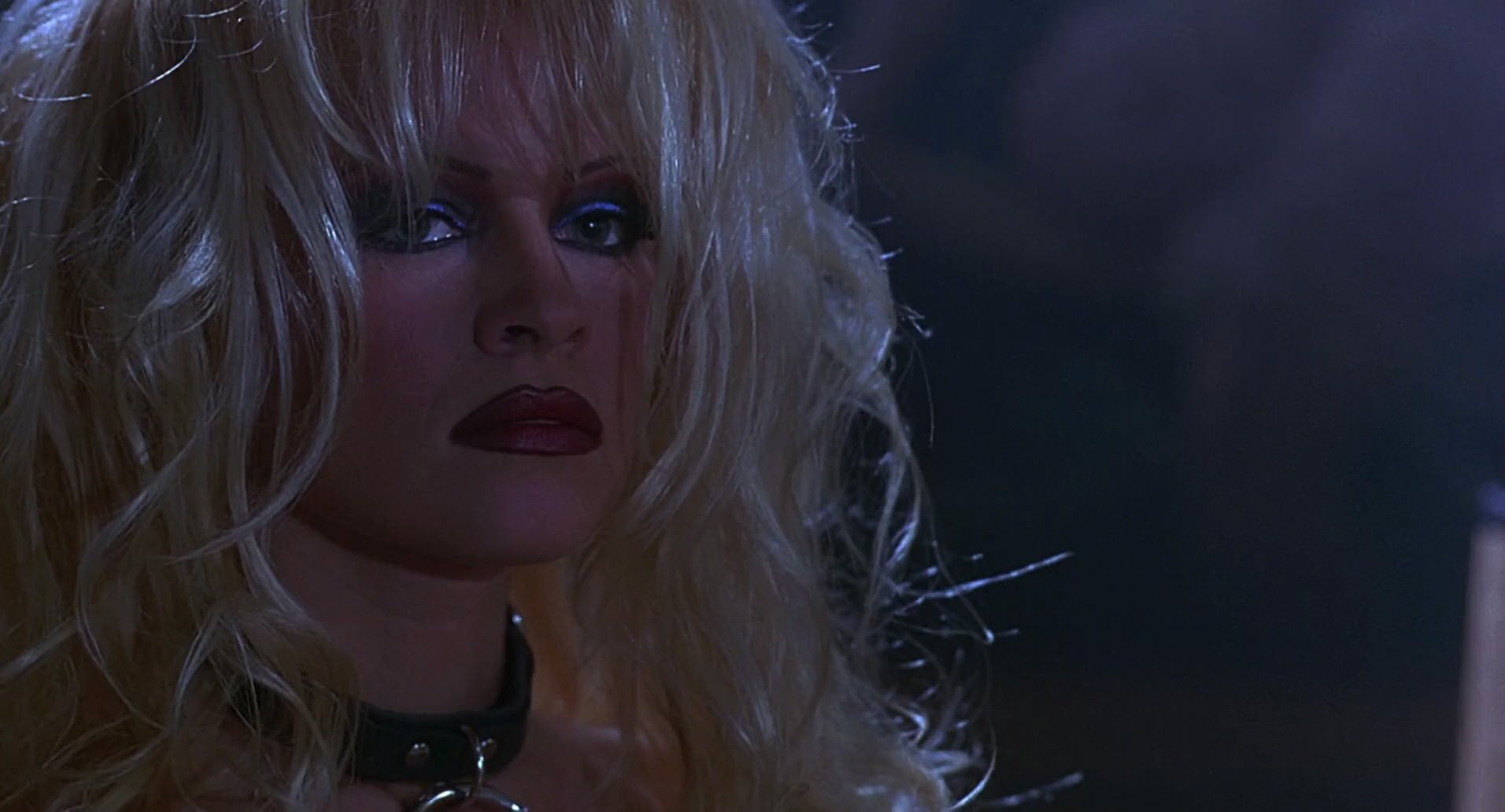 Barb Wire (1996) screencap 2964