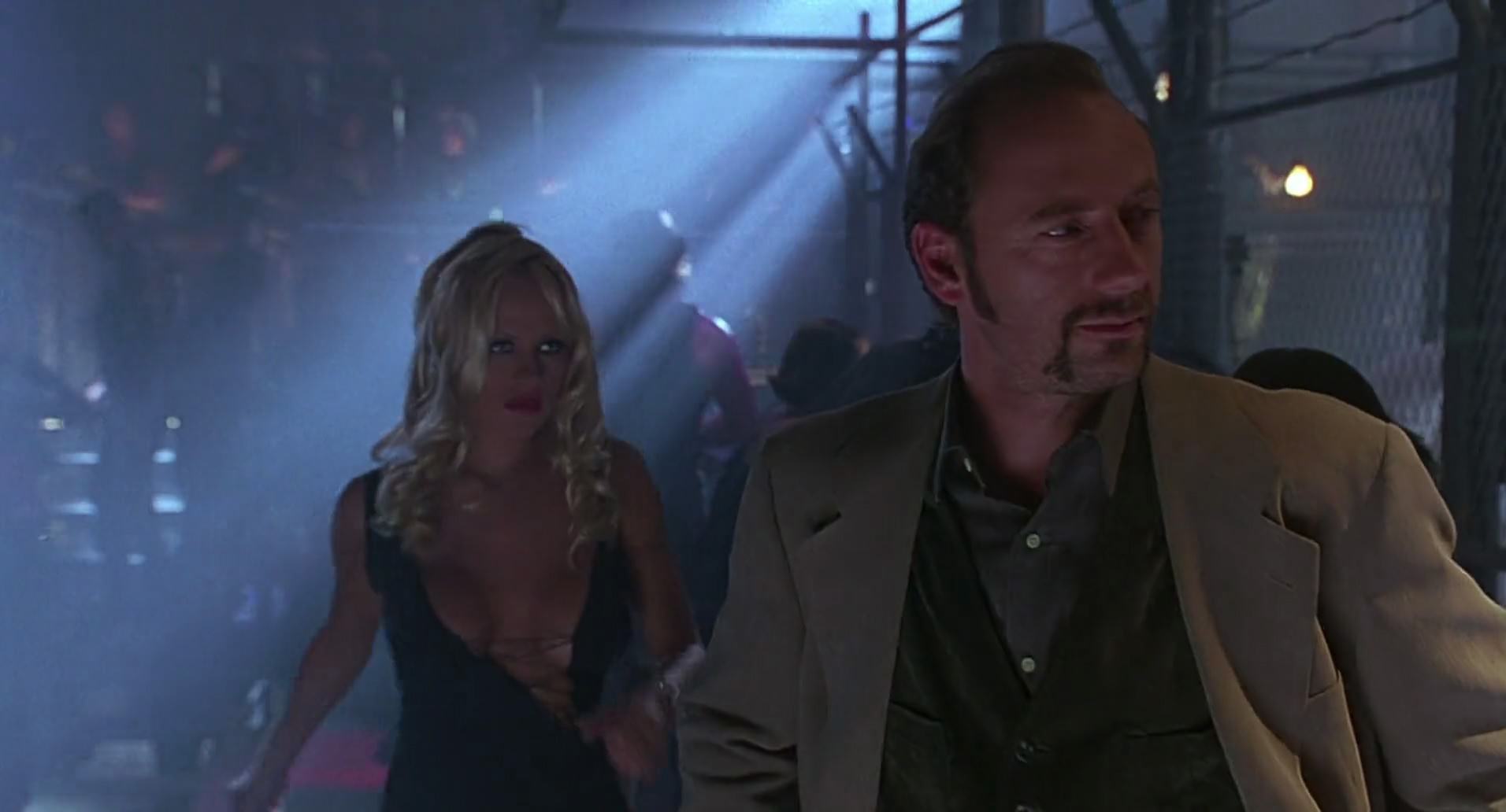 Barb Wire (1996) HD screenshot 3608