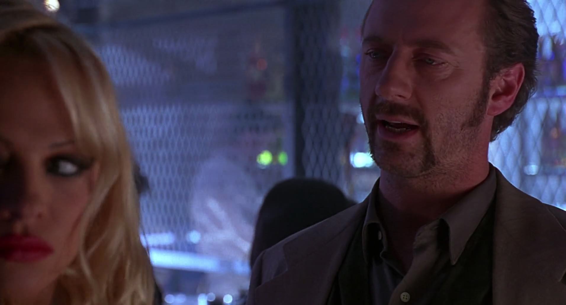 Barb Wire (1996) screencap 3630