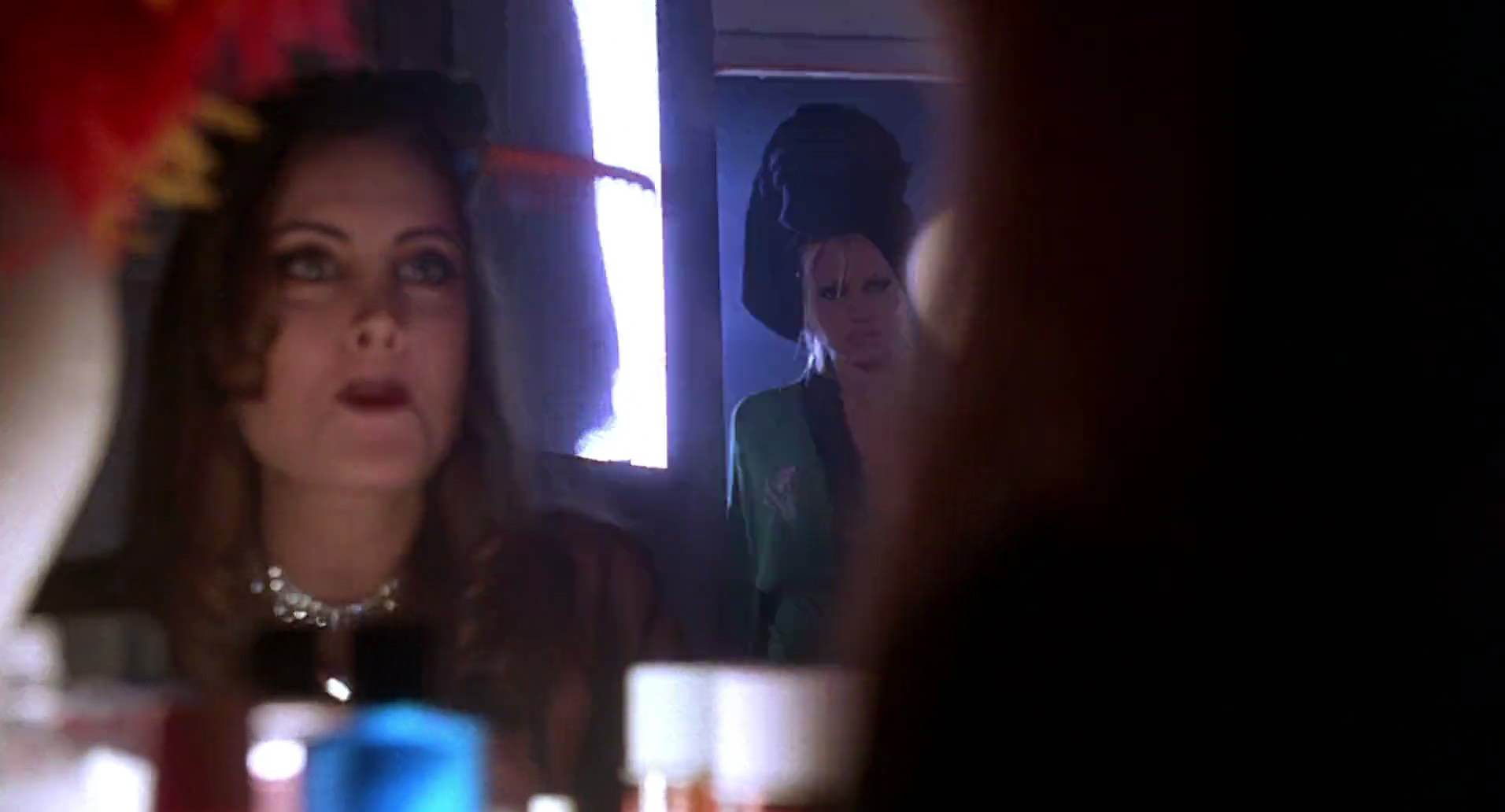 Barb Wire (1996) screencap 366