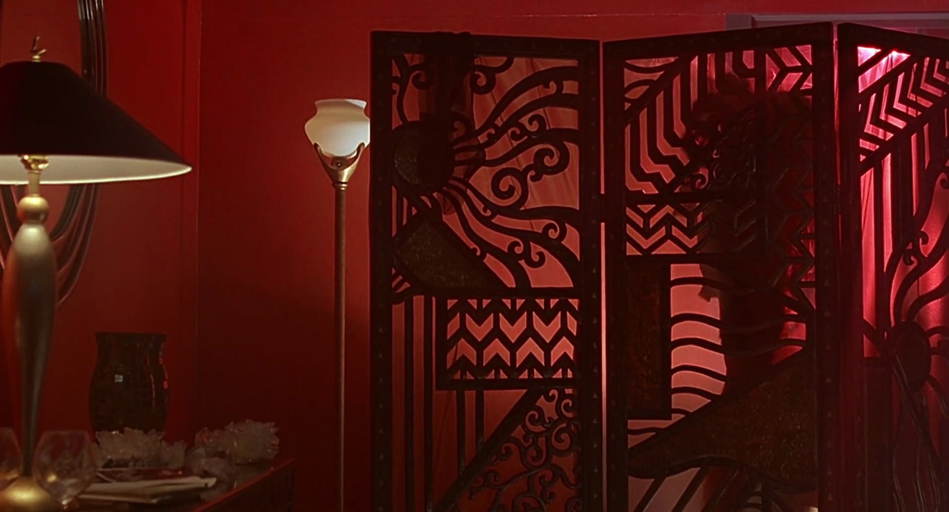 Barb Wire (1996) HD screenshot 3695