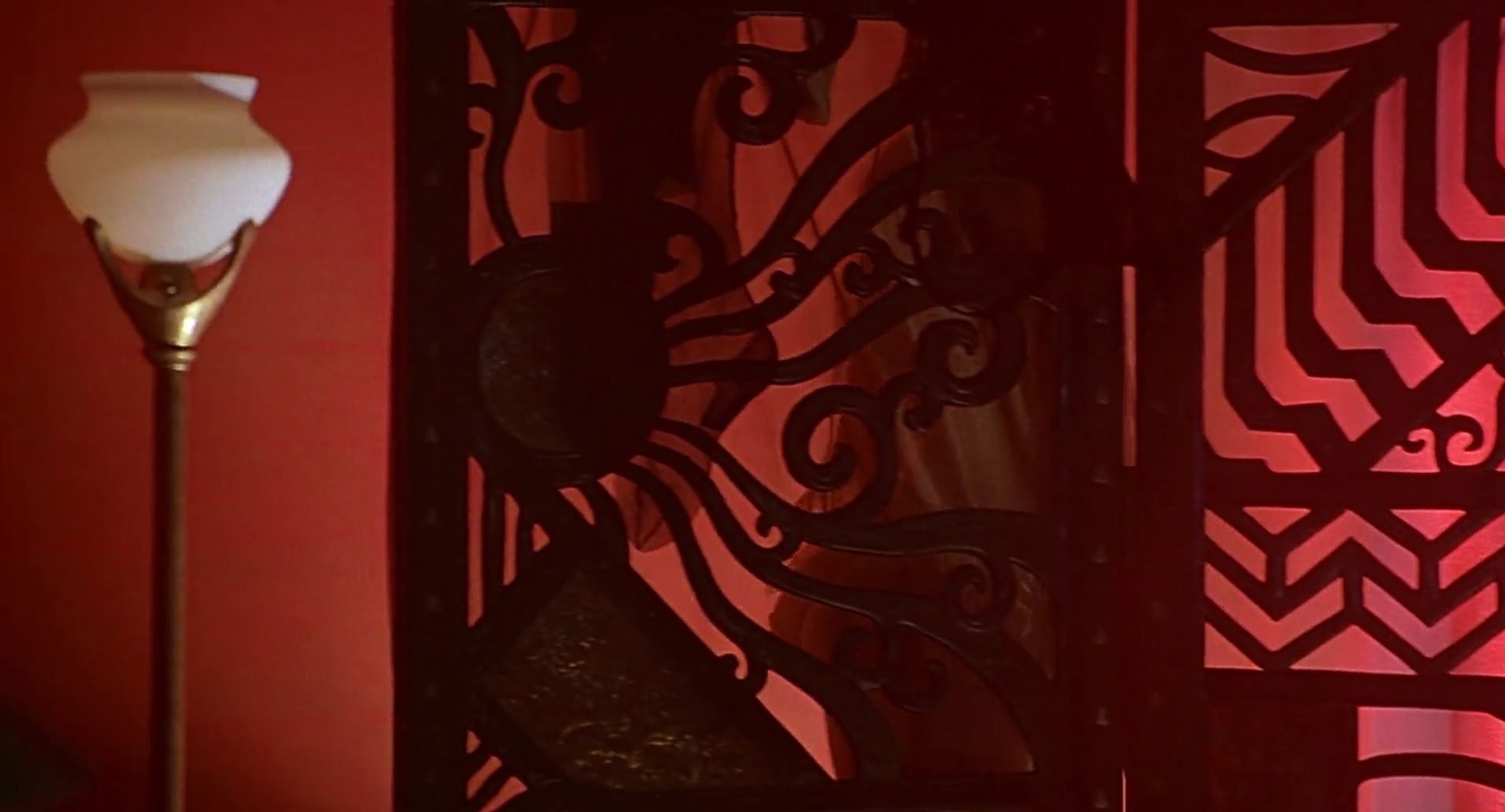 Barb Wire (1996) HD screenshot 3728