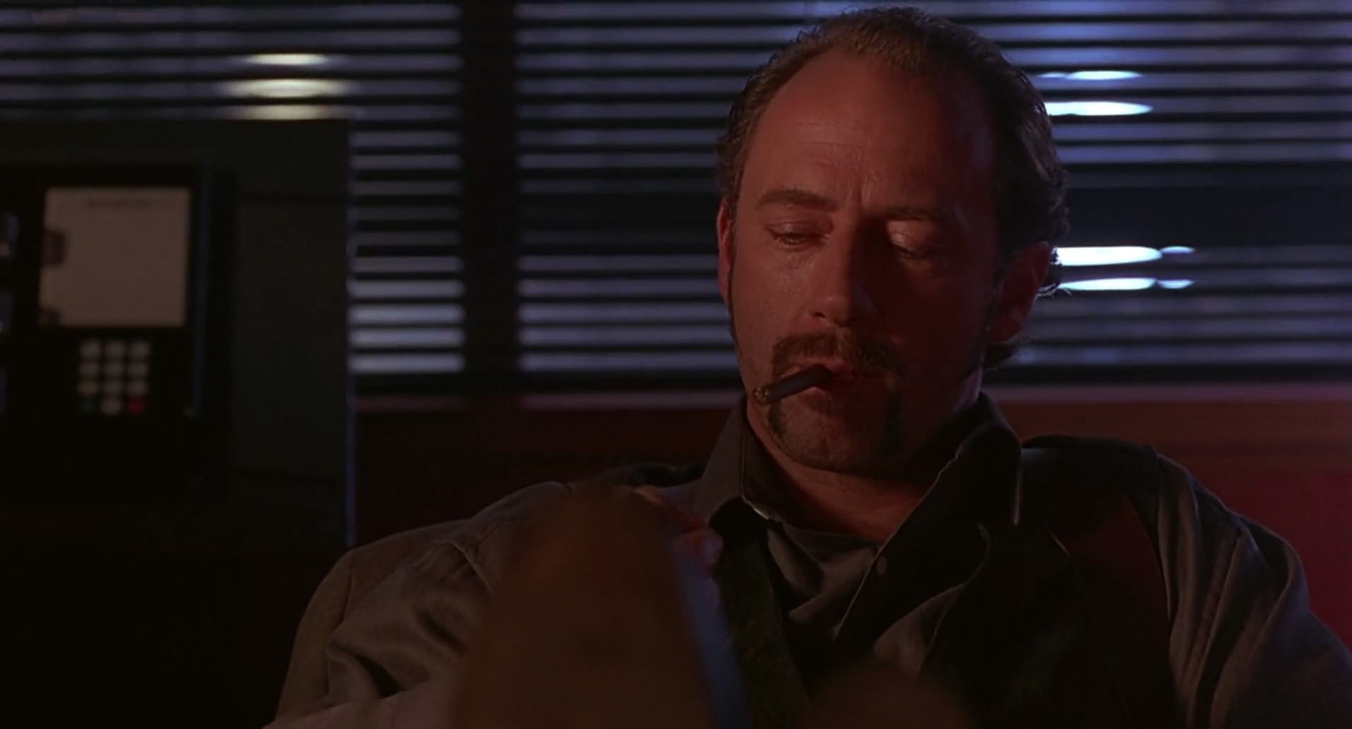 Barb Wire (1996) HD screenshot 3731