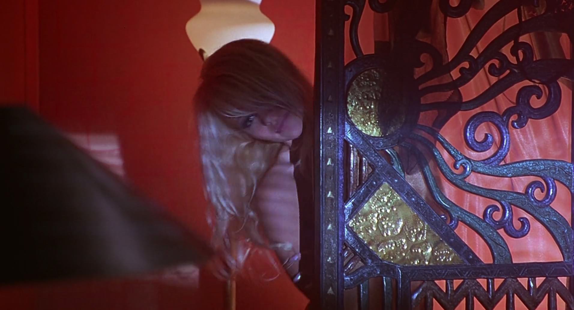 Barb Wire (1996) movie still 3751