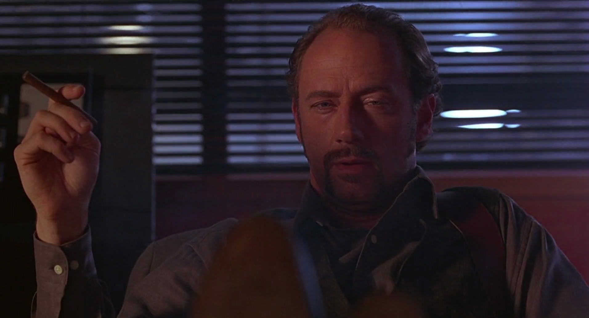Barb Wire (1996) screencap 3774