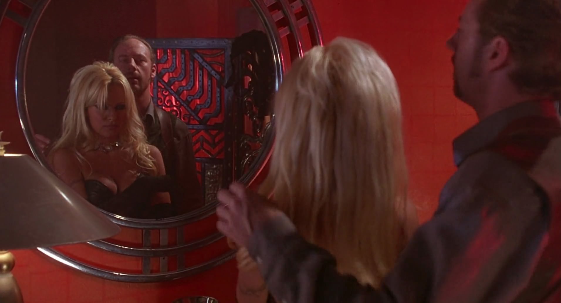 Barb Wire (1996) HD screenshot 3794