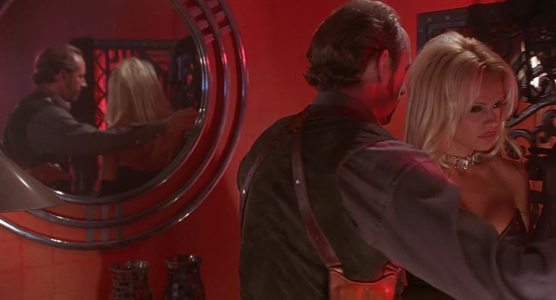 Barb Wire (1996) HD screenshot 3806