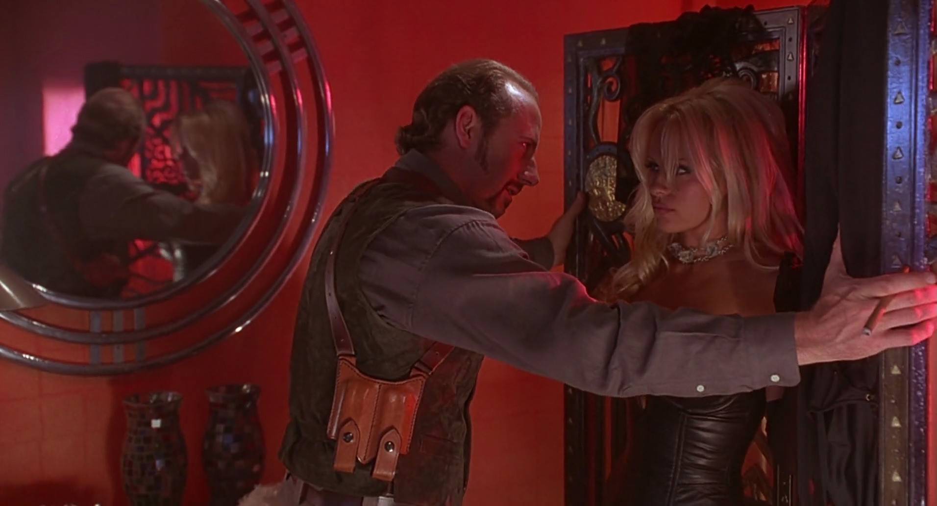 Barb Wire (1996) screencap 3810