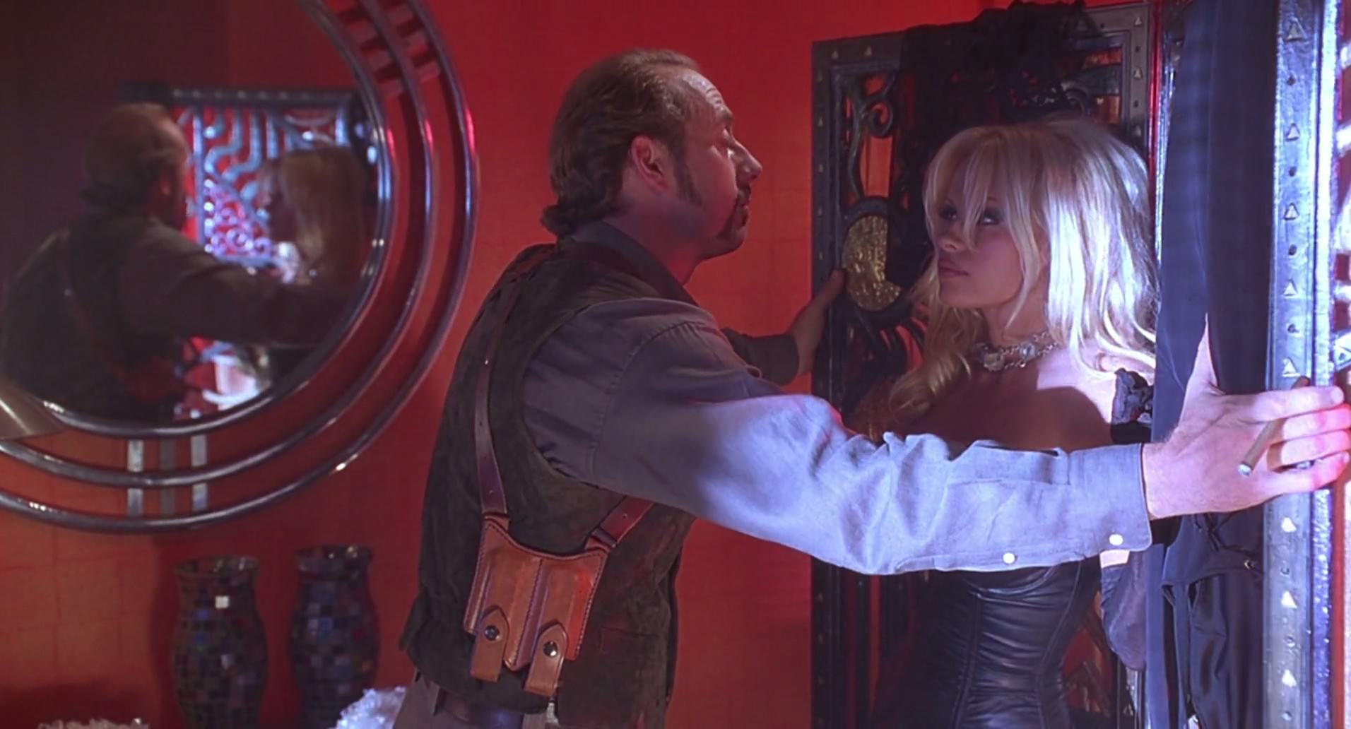 Barb Wire (1996) HD screenshot 3818