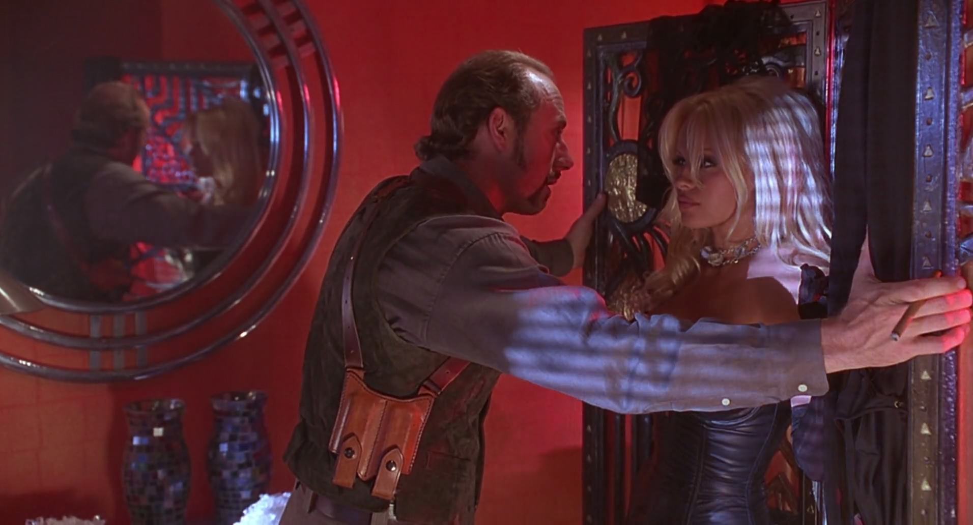 Barb Wire (1996) HD screenshot 3821