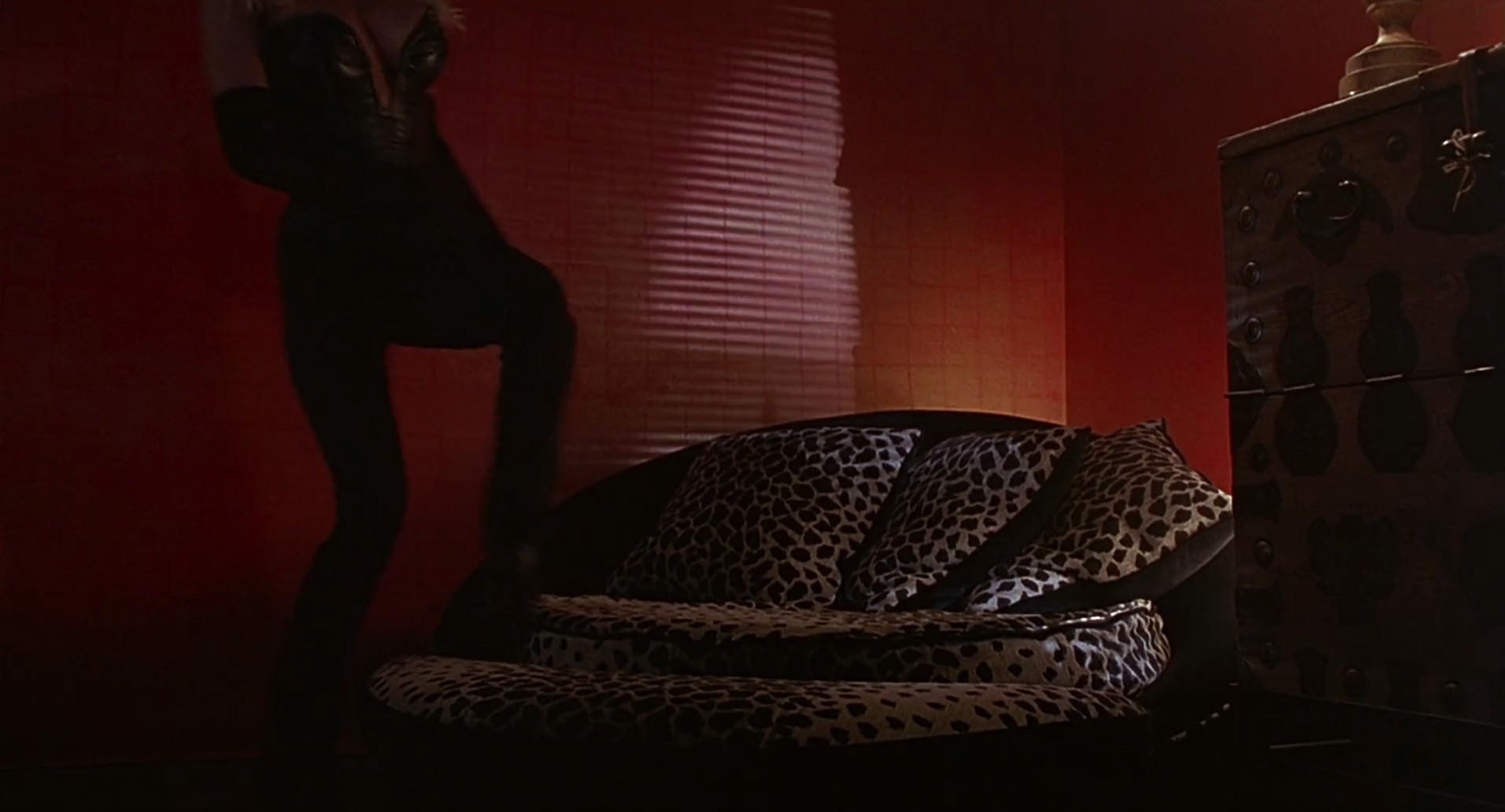 Barb Wire (1996) movie still 3850
