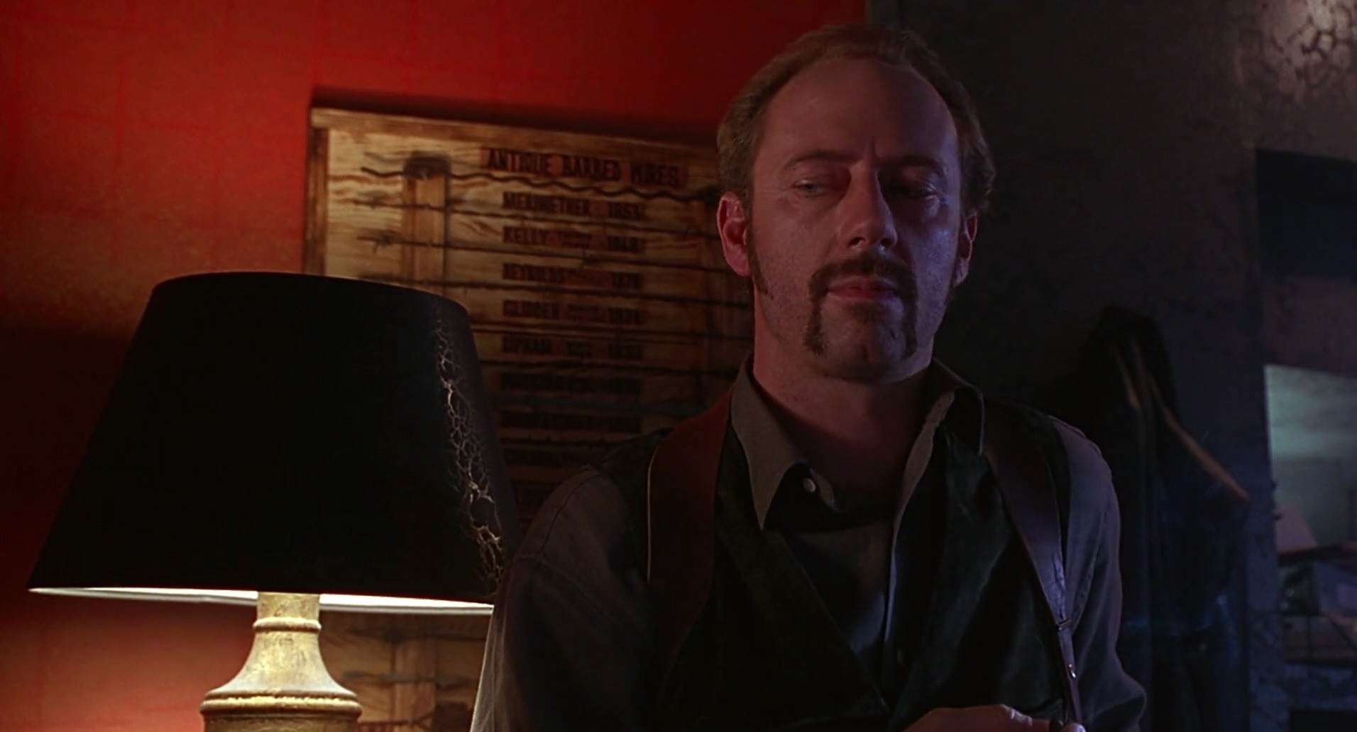 Barb Wire (1996) screencap 3870