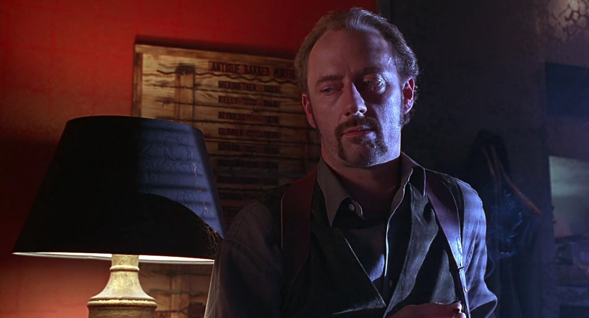 Barb Wire (1996) HD screenshot 3875