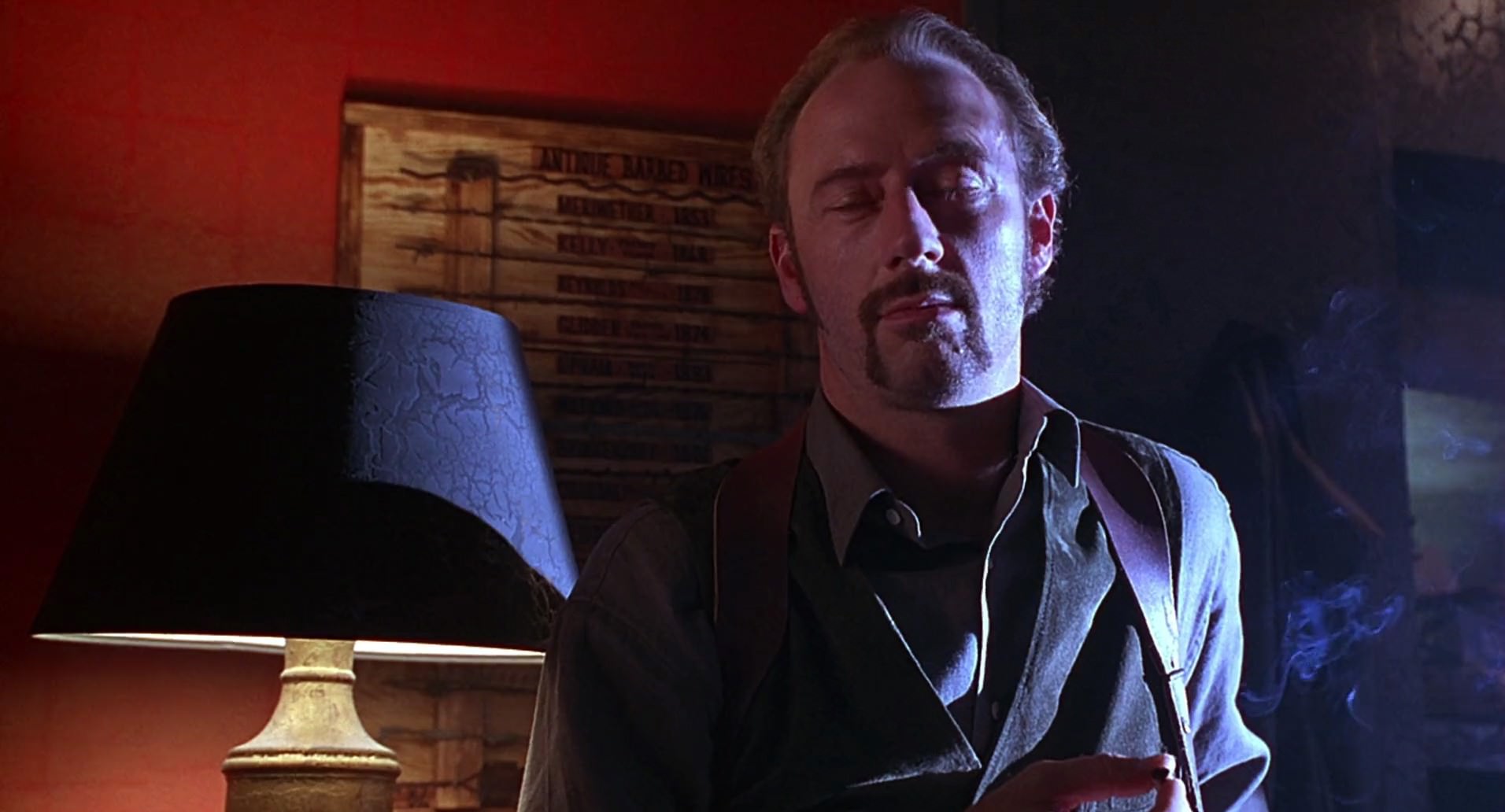 Barb Wire (1996) screencap 3879