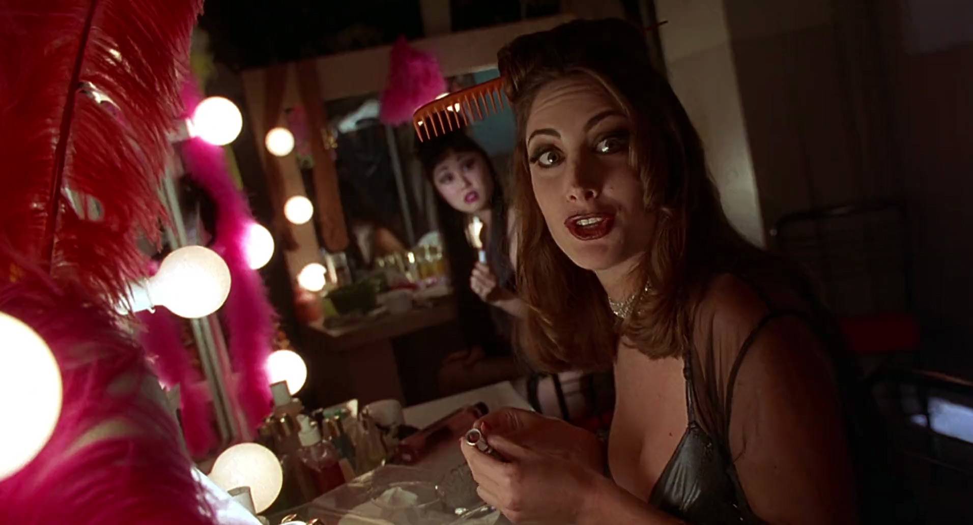 Barb Wire (1996) HD screenshot 389