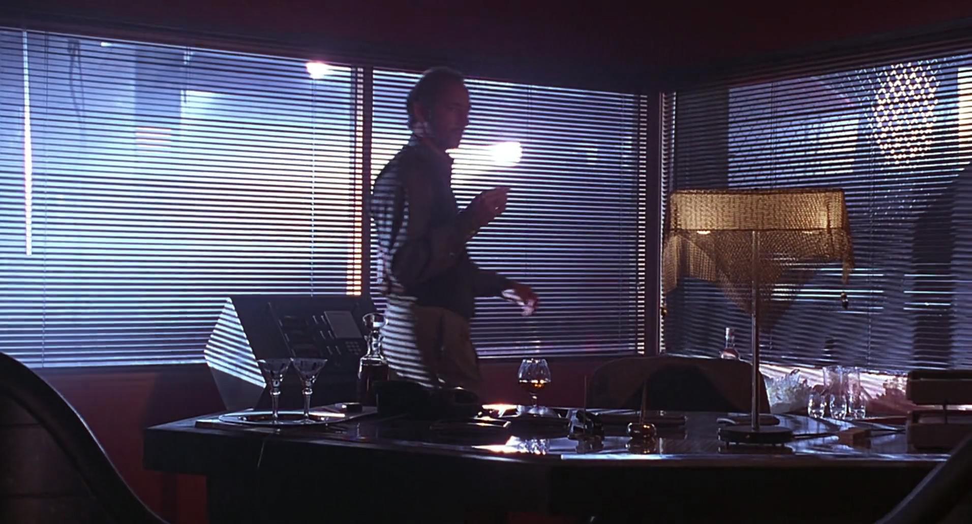 Barb Wire (1996) screencap 3894