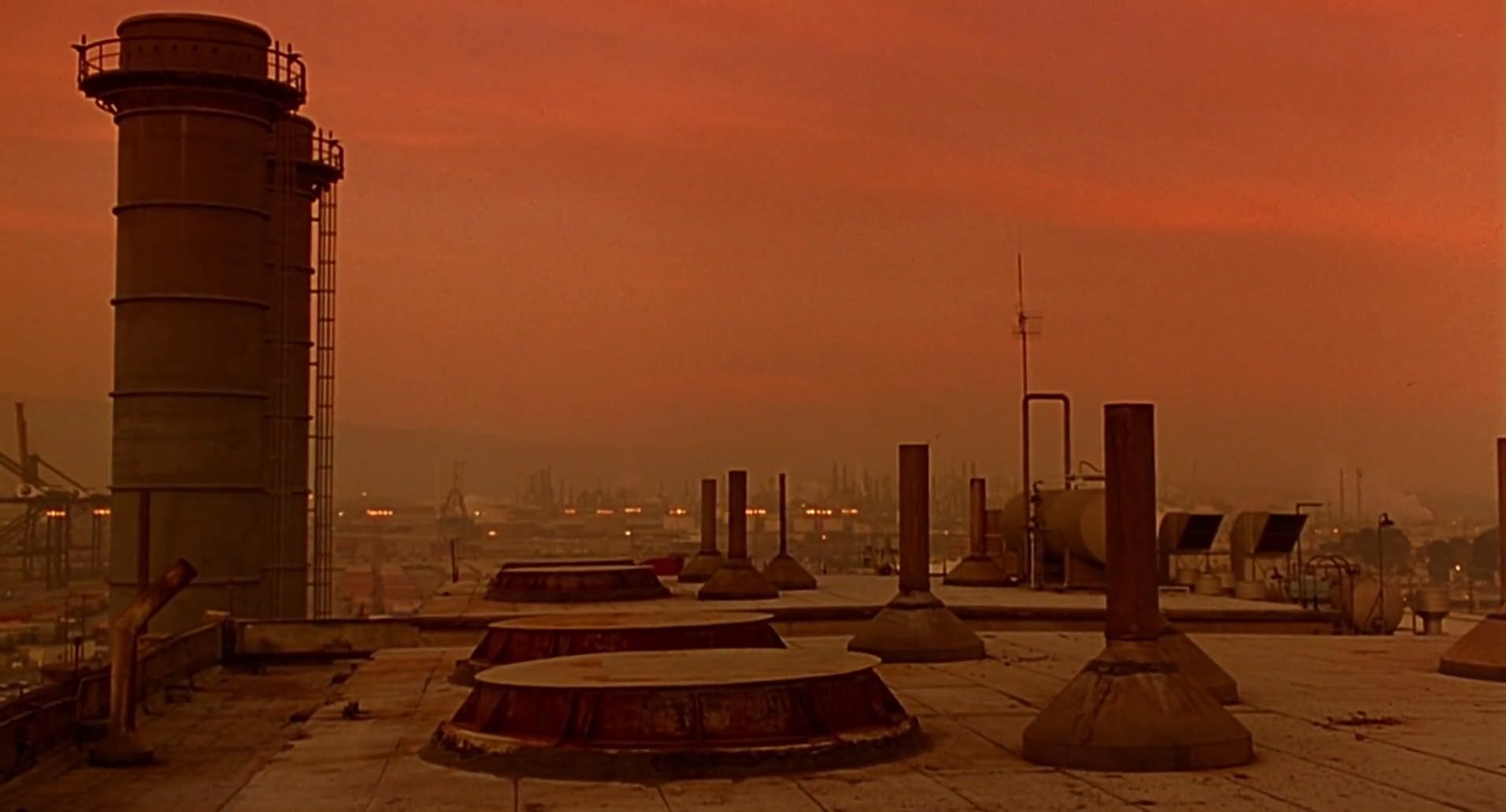 Barb Wire (1996) screencap 3987
