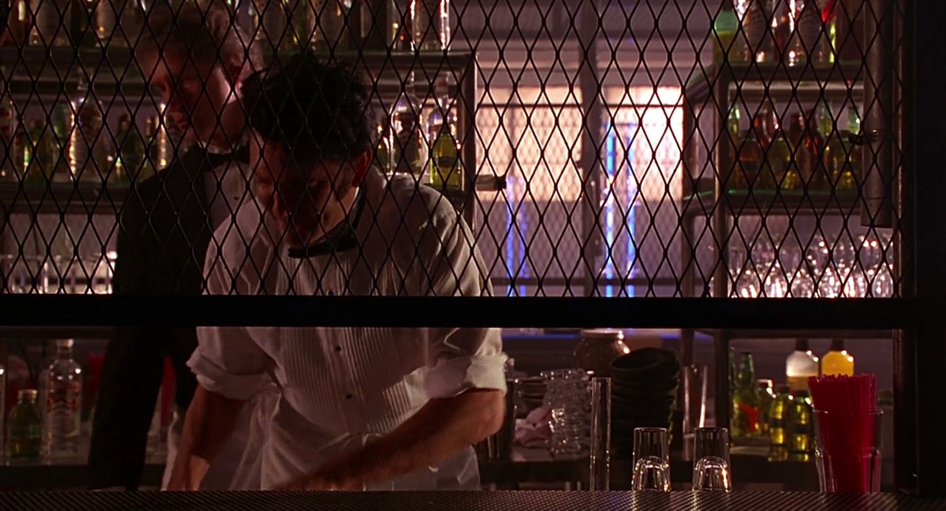 Barb Wire (1996) screencap 4002