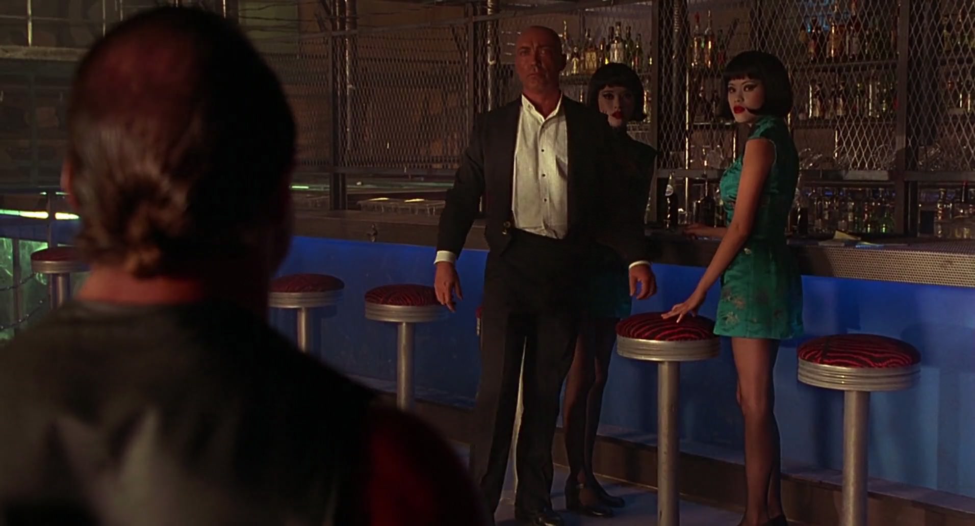 Barb Wire (1996) screencap 4023