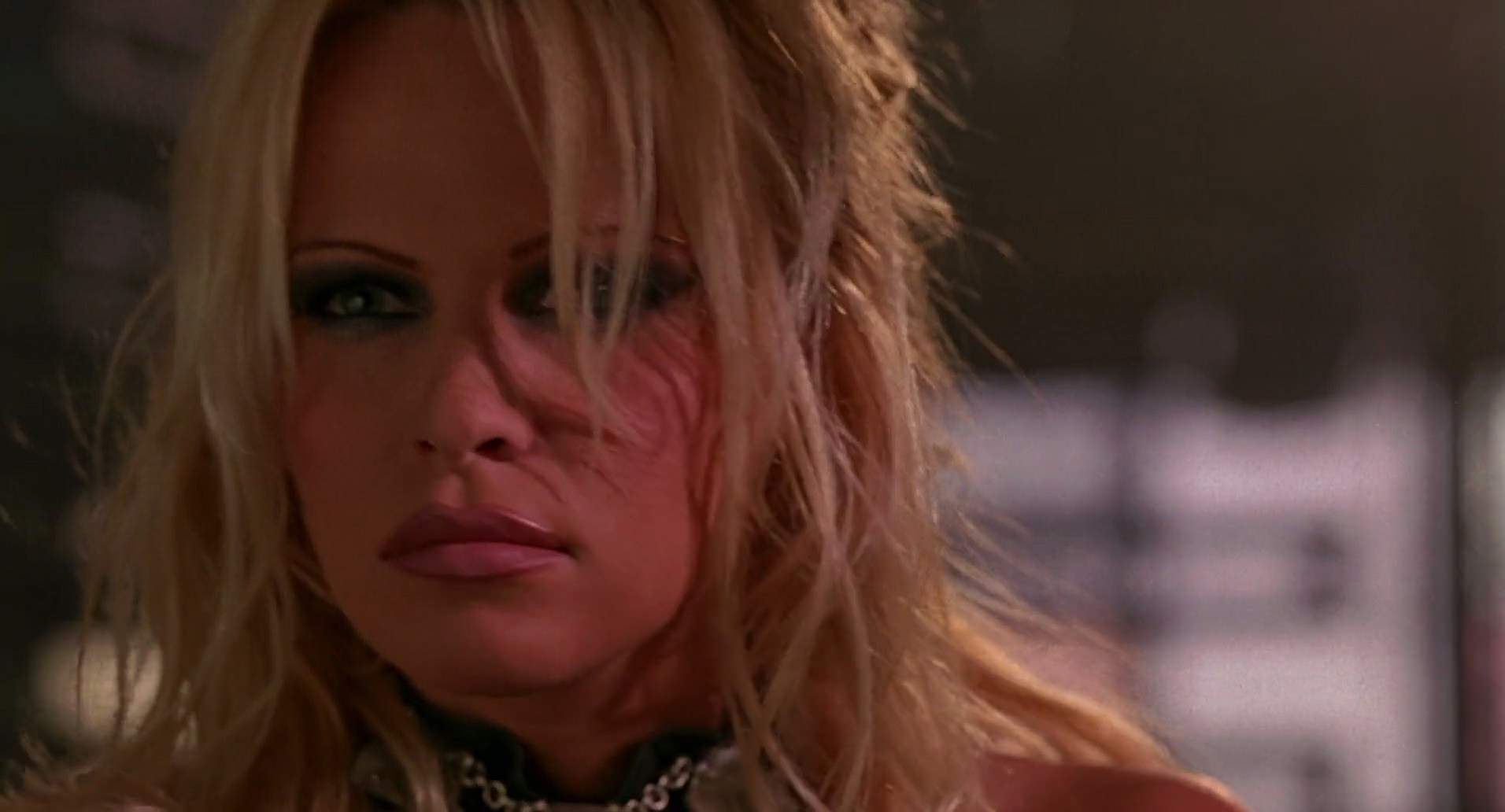 Barb Wire (1996) screencap 4038