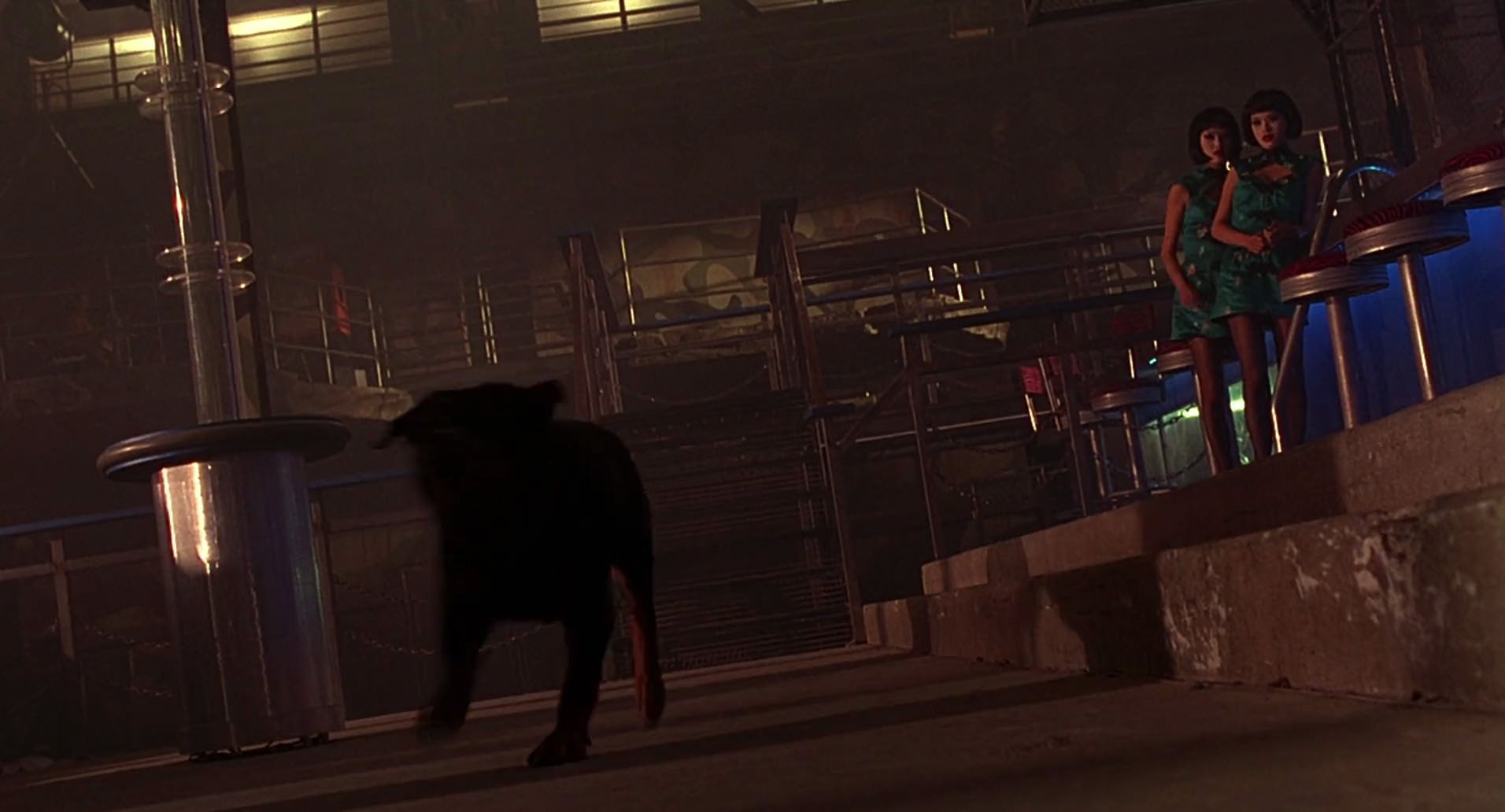 Barb Wire (1996) screencap 4047