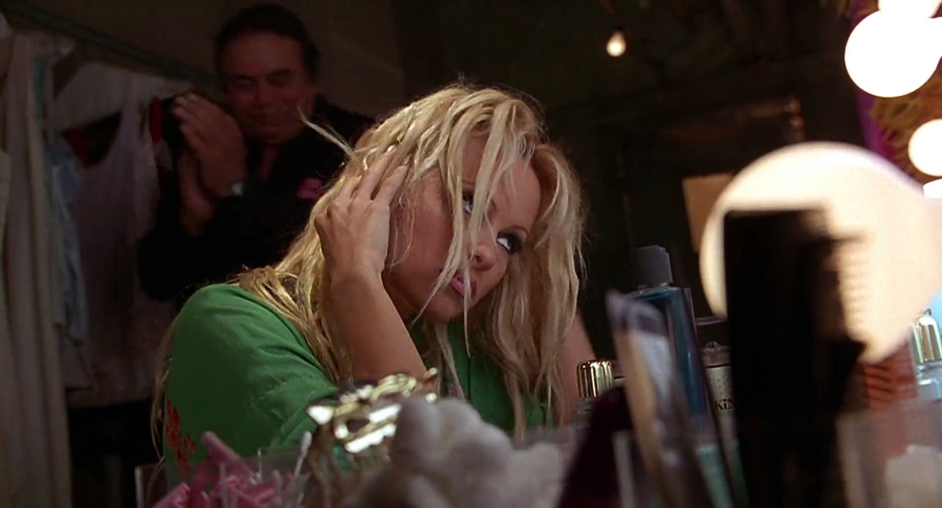 Barb Wire (1996) screencap 405