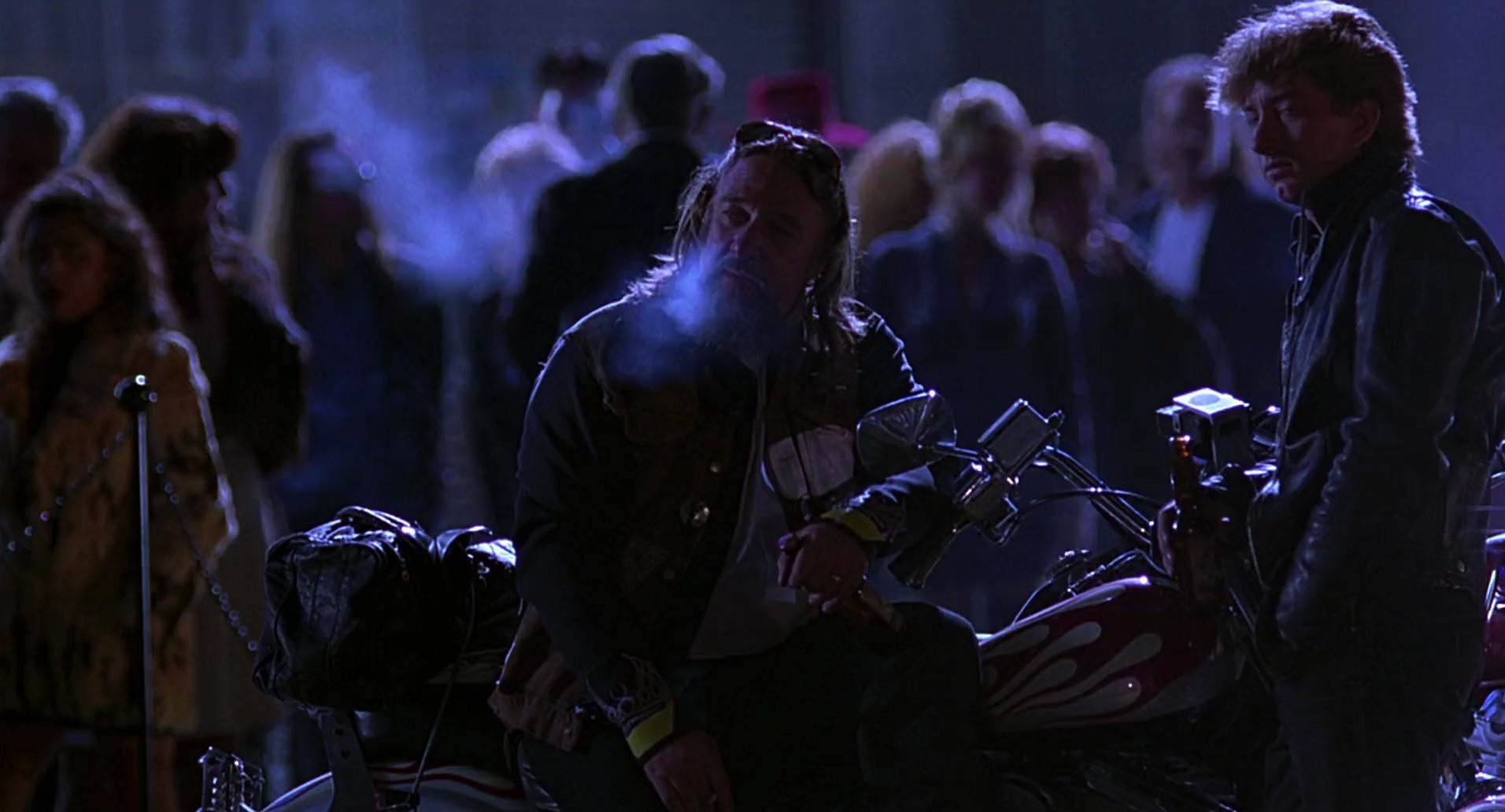 Barb Wire (1996) screencap 4113