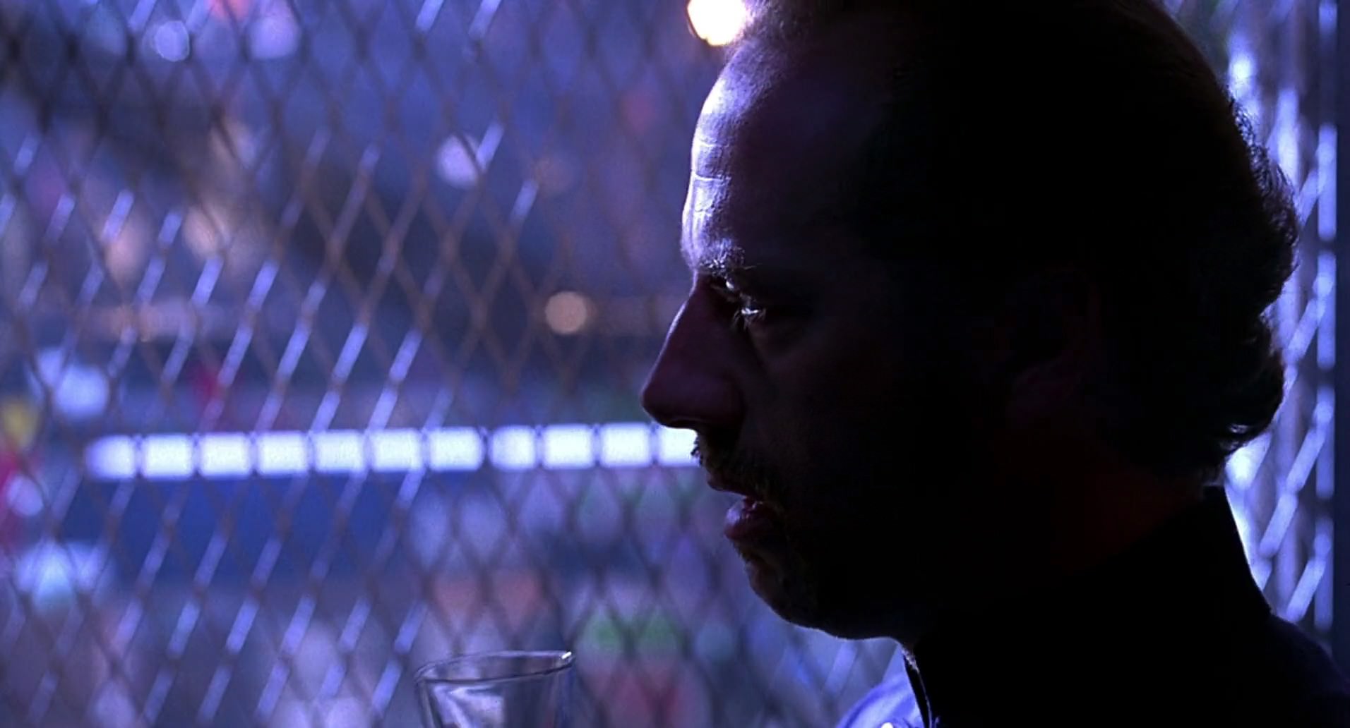 Barb Wire (1996) screencap 4125