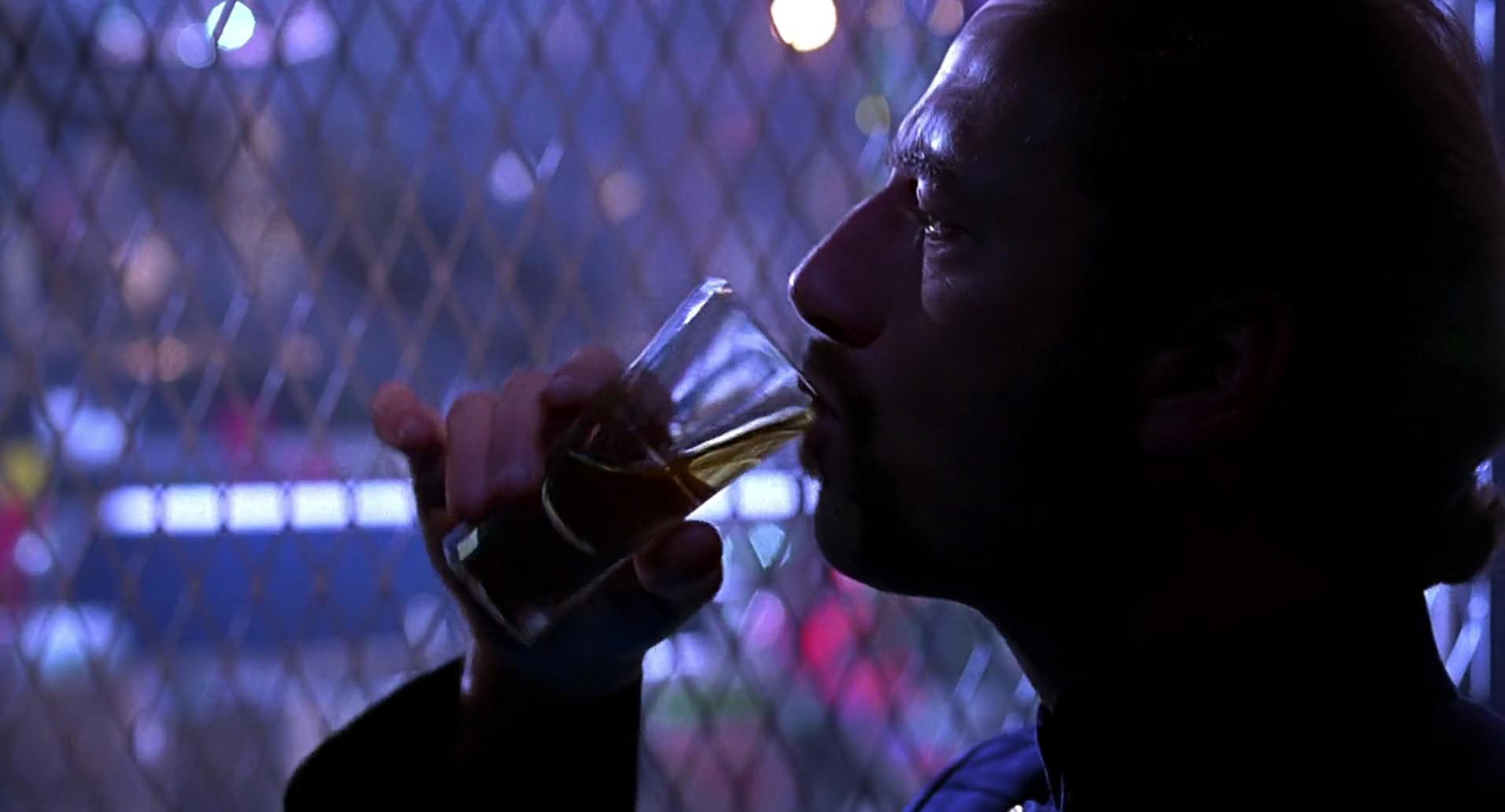 Barb Wire (1996) HD screenshot 4130