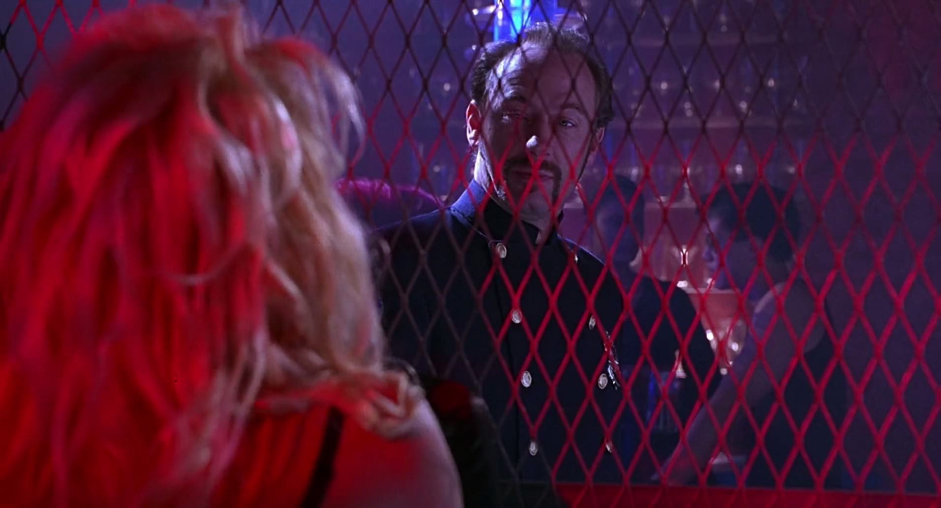 Barb Wire (1996) HD screenshot 4145