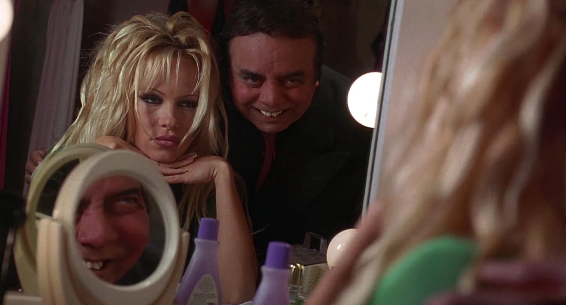 Barb Wire (1996) HD screenshot 416