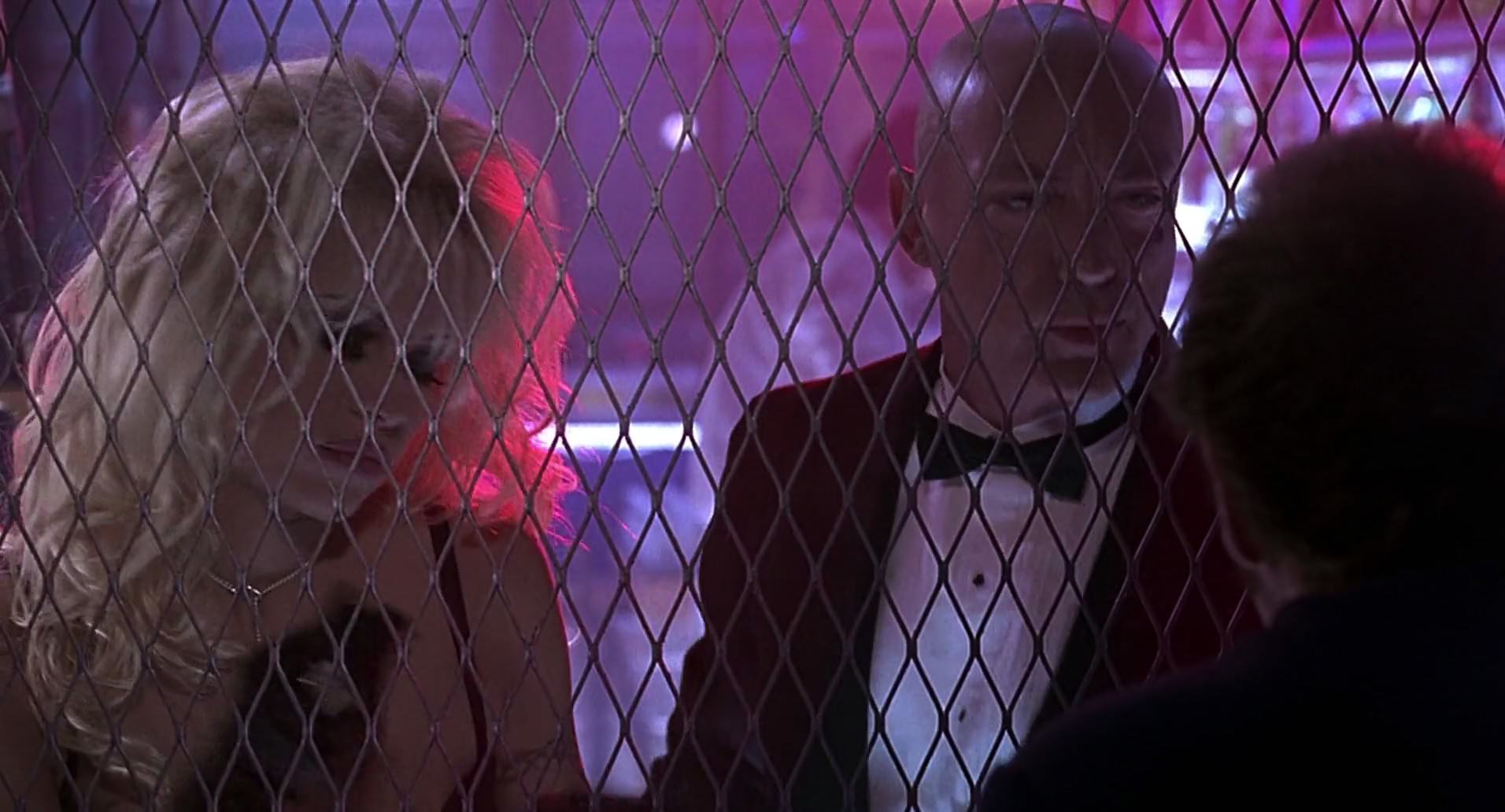Barb Wire (1996) HD screenshot 4172