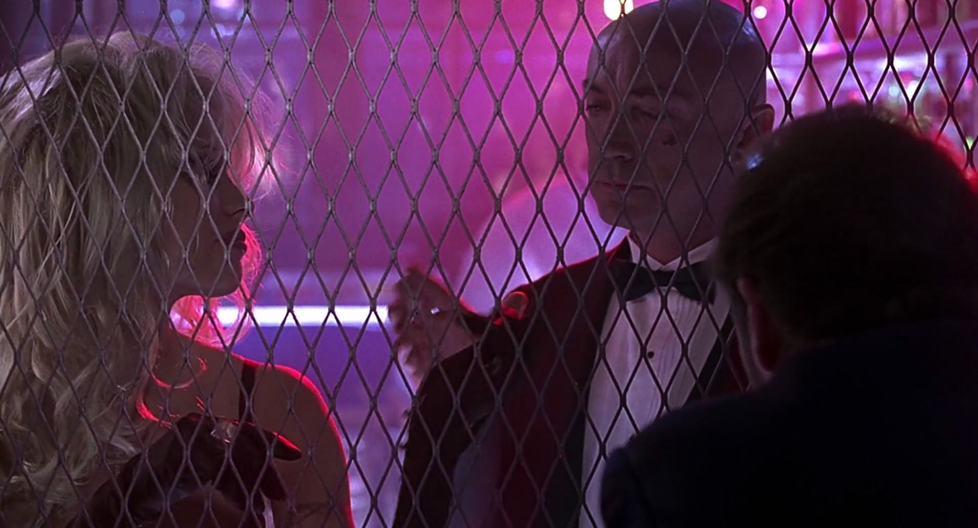 Barb Wire (1996) HD screenshot 4178