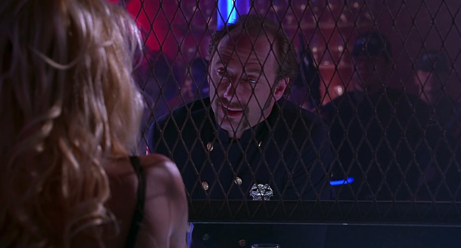 Barb Wire (1996) screencap 4188