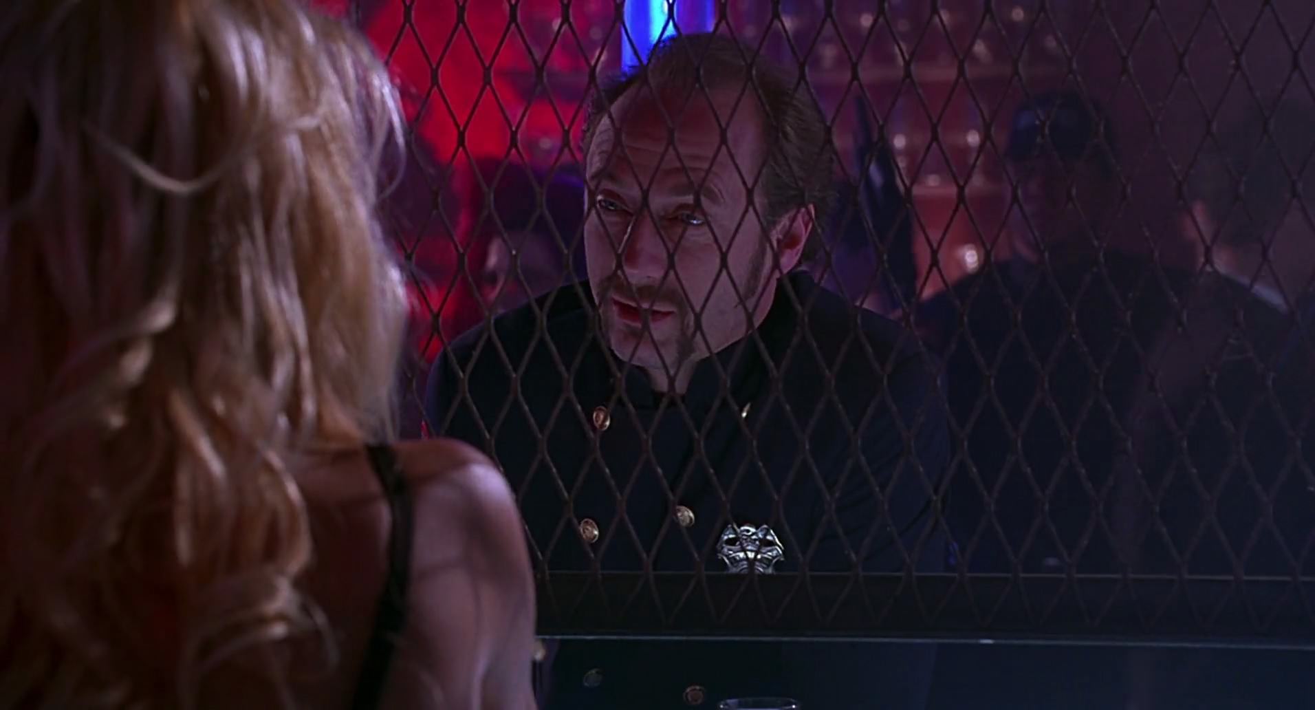 Barb Wire (1996) HD screenshot 4190